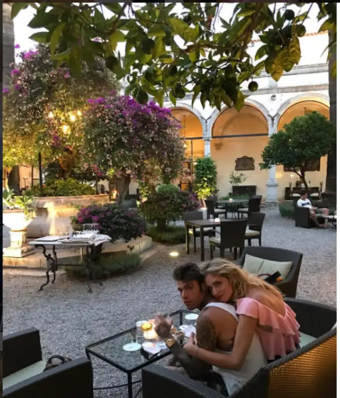 ferragni e fedez a taormina 3