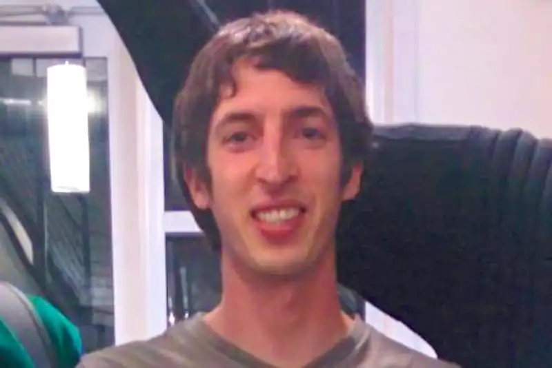 JAMES DAMORE