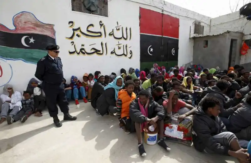 MIGRANTI IN LIBIA CAMPI