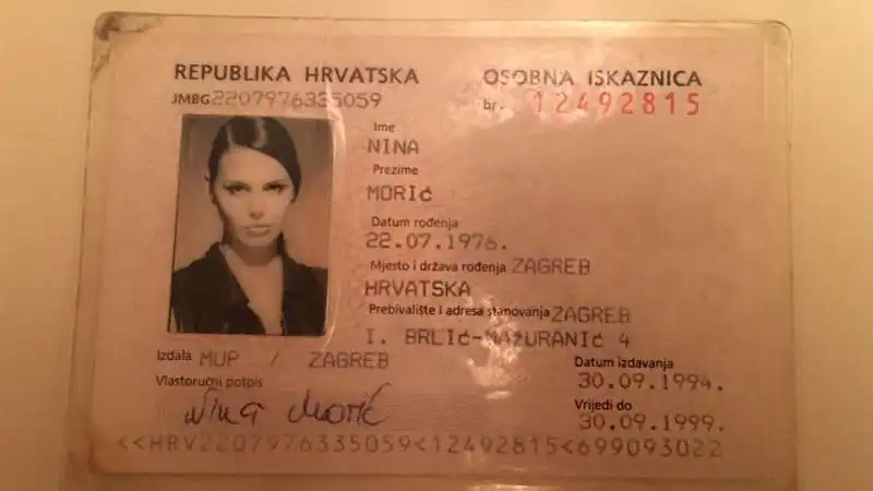 nina moric carta d identita