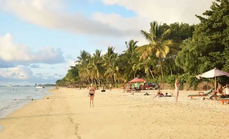 biches beach nelle mauritius 