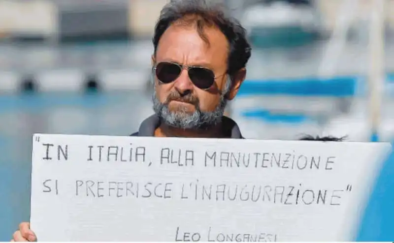 CROLLO DEL PONTE DI GENOVA - LE PROTESTE