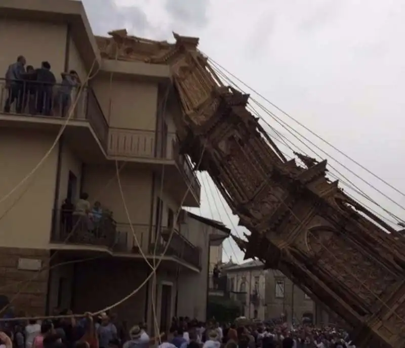 giglio fontanarosa cade su una casa 5