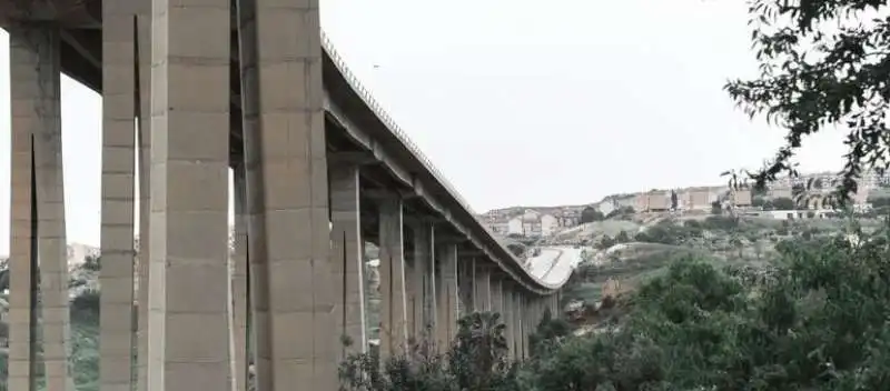 ponte morandi ad agrigento 12