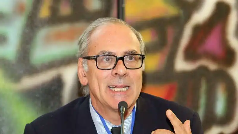 STEFANO VELLA 