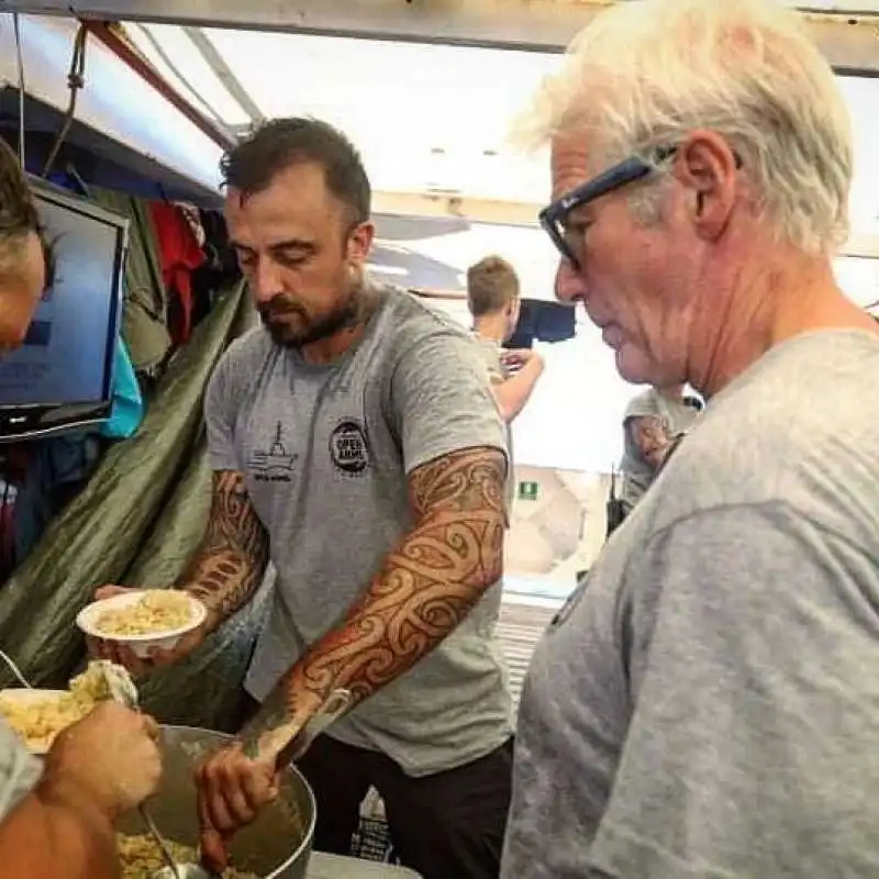 CHEF RUBIO E RICHARD GERE SULLA OPEN ARMS