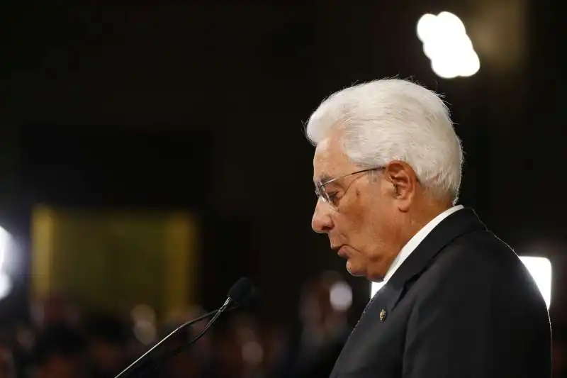 consultazioni   parla sergio mattarella 3