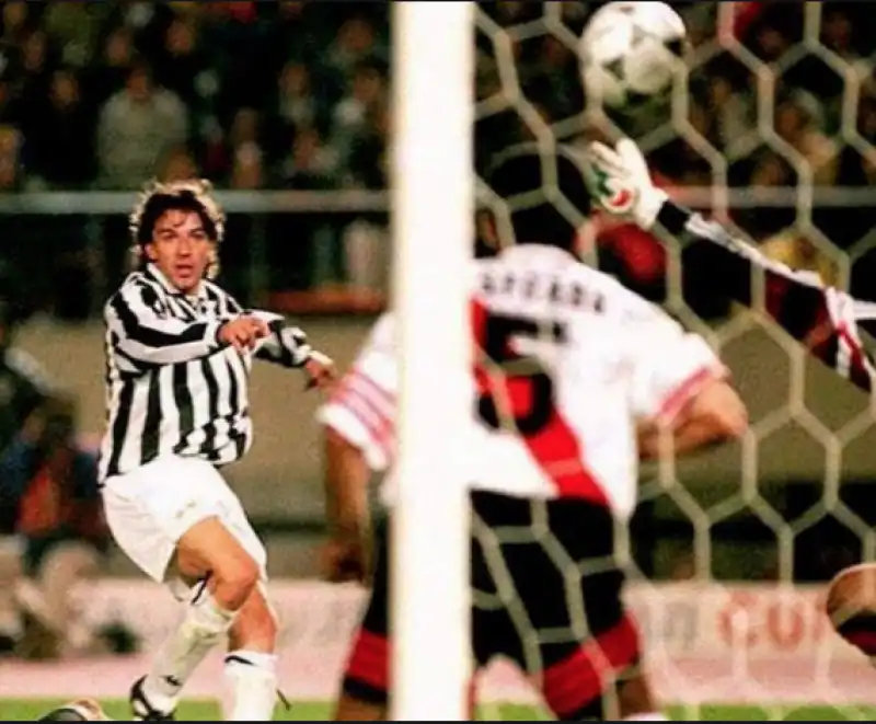 del piero tokio 1996 coppa intercontinentale