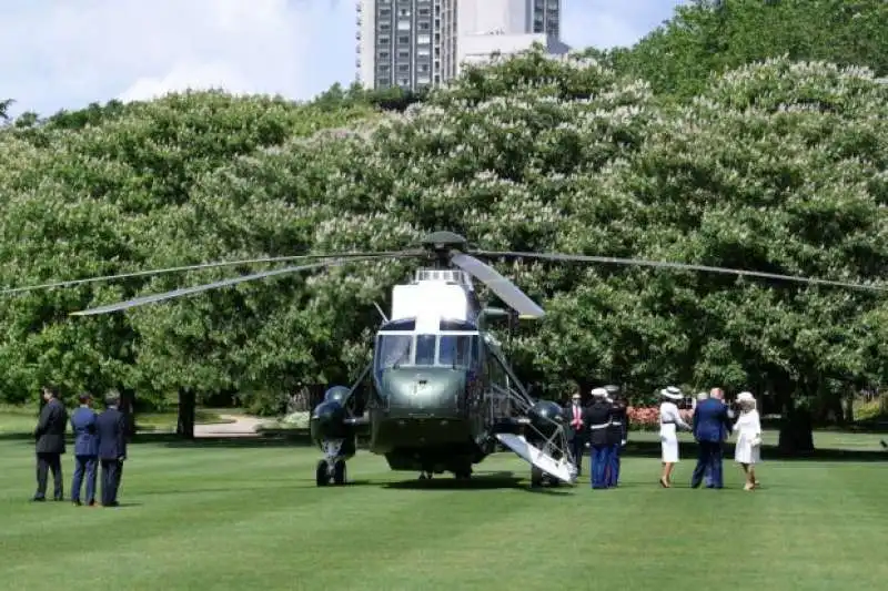 elicottero di donald trump a londra 1