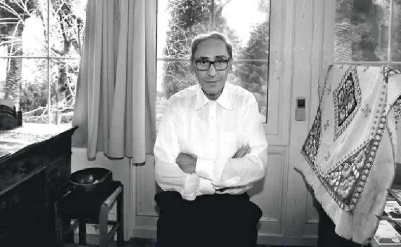 franco battiato nella sua casa di milo   villa grazia 3