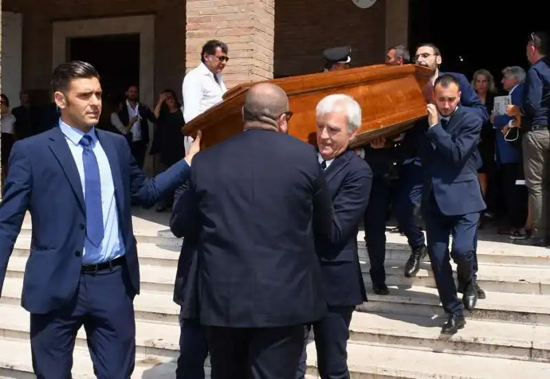 funerale del magistrato antonio marini  foto di bacco (2)