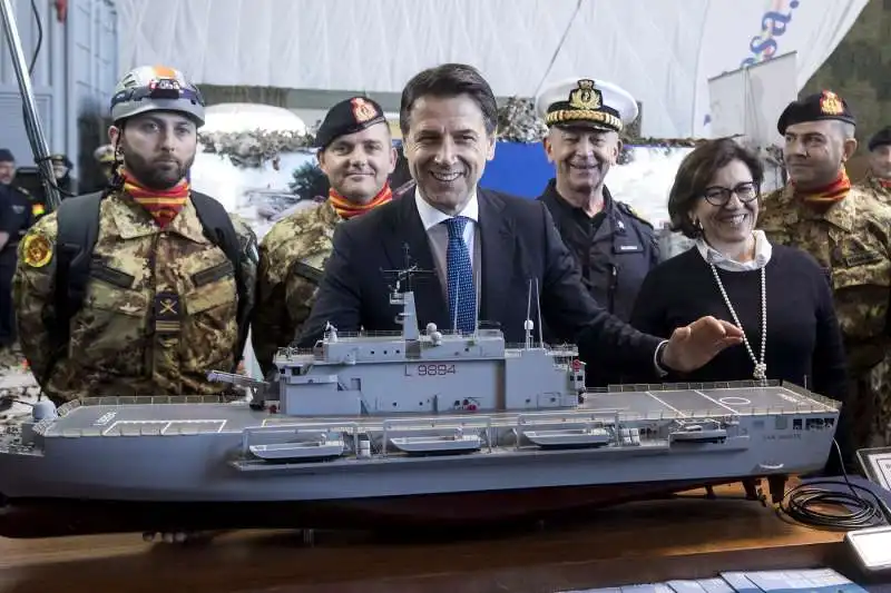 GIUSEPPE CONTE ELISABETTA TRENTA