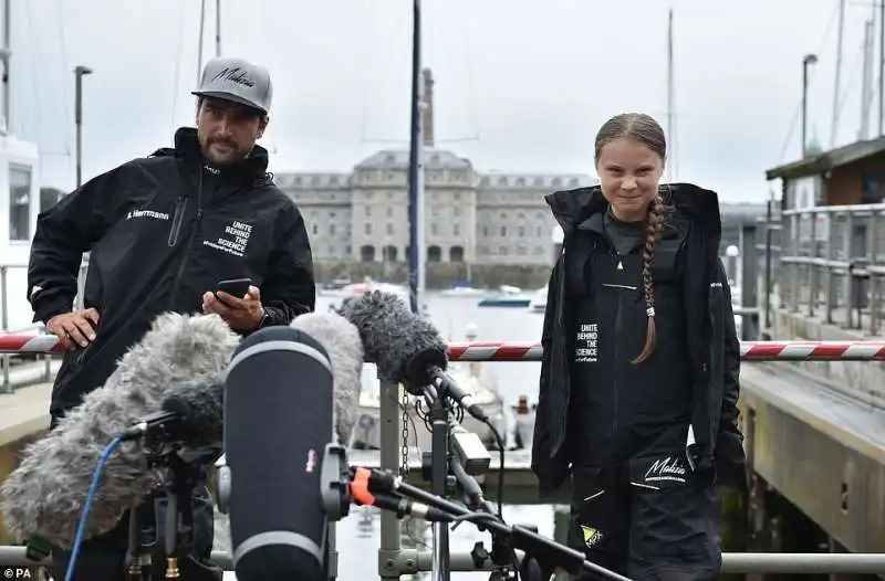 greta thunberg parte per new york nella barca a vela di pierre casiraghi 4