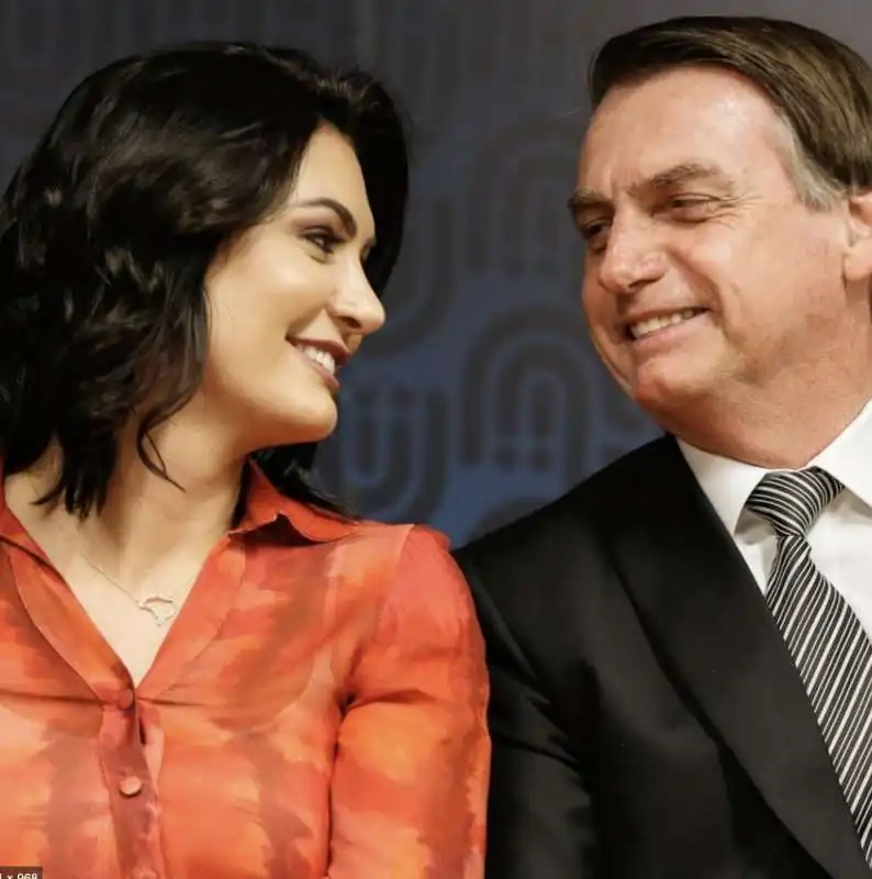 jair bolsonaro con la moglie michelle 1