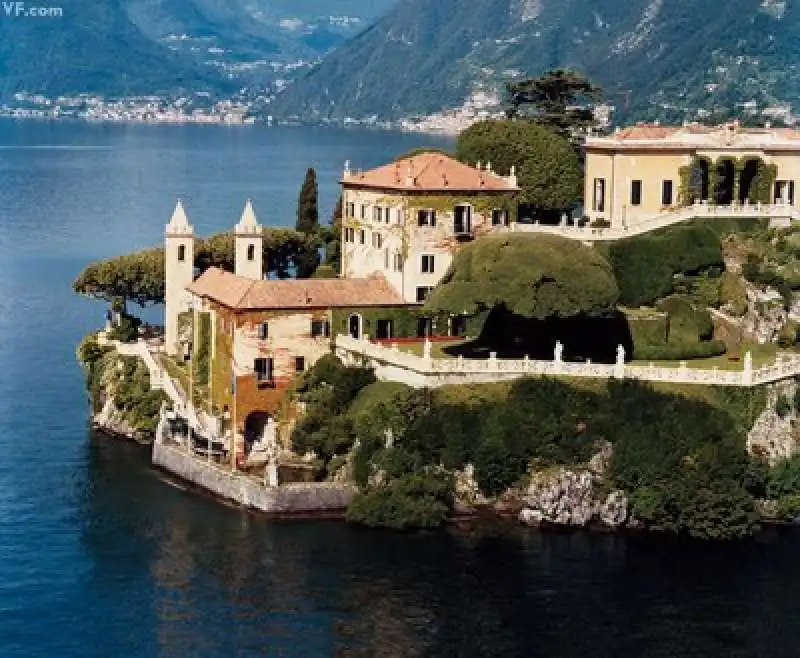 la casa sul lago di como di george clooney