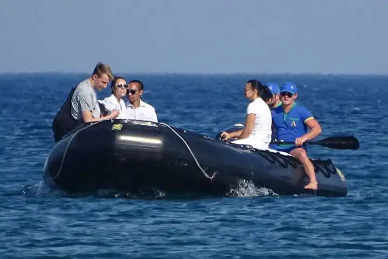 lo sbarco degli ospiti di andrei melnichenko all'argentario 5