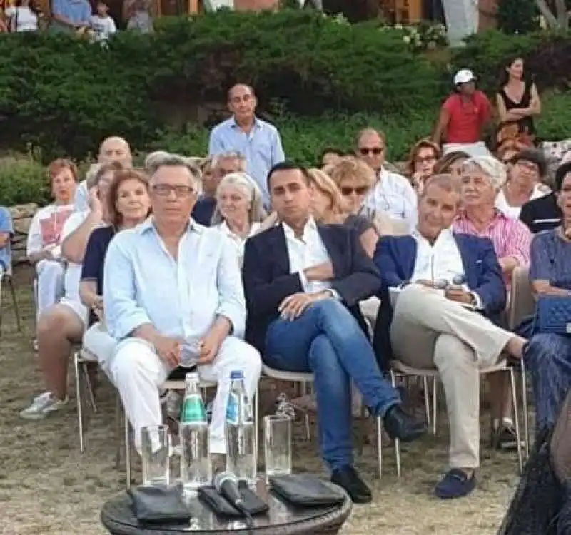 LUIGI DI MAIO A PORTO CERVO CON VIRGINIA SABA