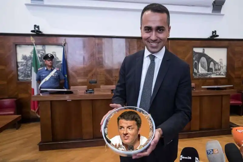 LUIGI DI MAIO MATTEO RENZI