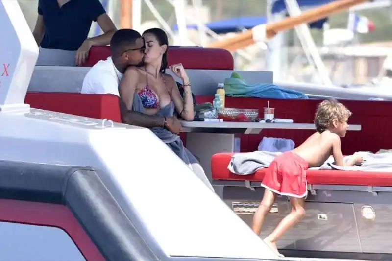 melissa satta e kevin prince boateng di nuovo in love in sardegna – ph ciao pix 13