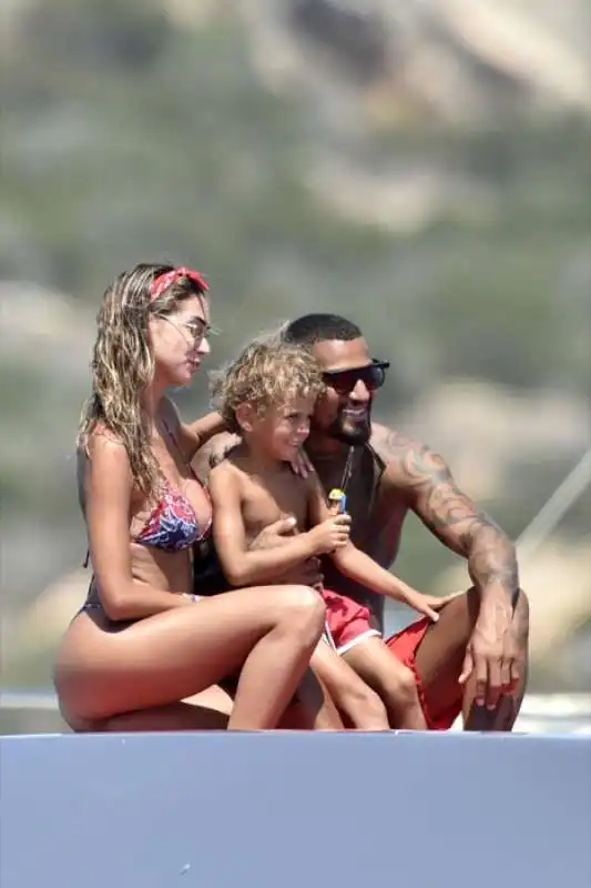 melissa satta e kevin prince boateng di nuovo in love in sardegna – ph ciao pix 33