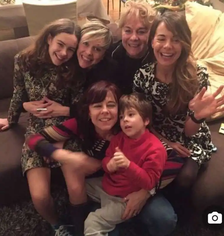 nadia toffa e la sua famiglia