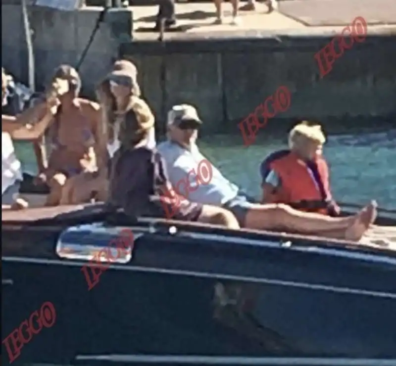 richard gere in barca all'isola del giglio 2