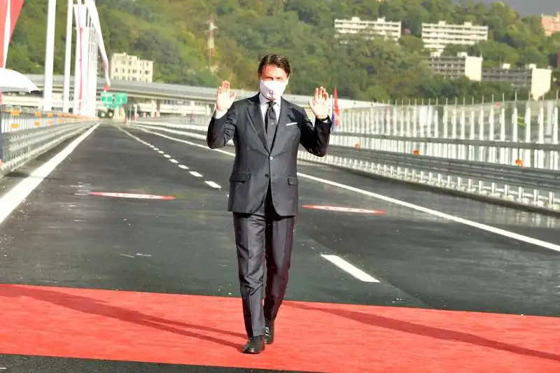 giuseppe conte – inaugurazione nuovo ponte di genova 2