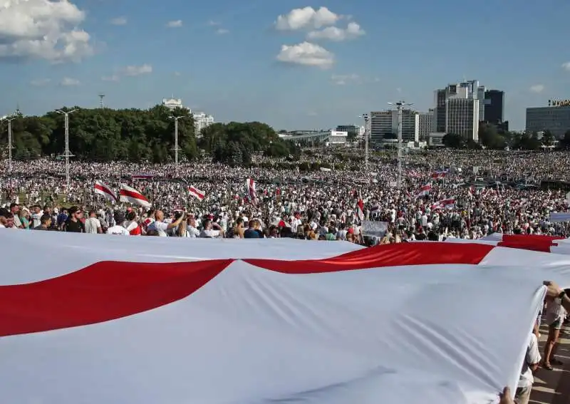 manifestazione di protesta a minsk contro lukashenko 15