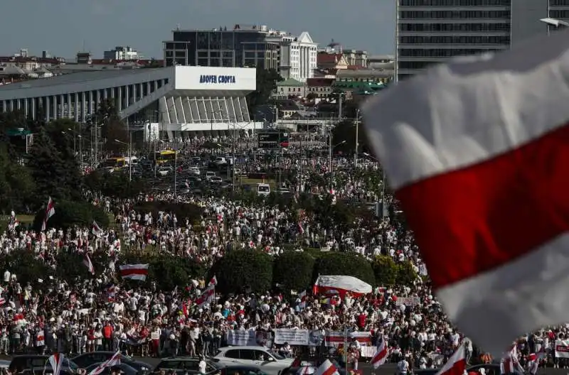 manifestazione di protesta a minsk contro lukashenko 25