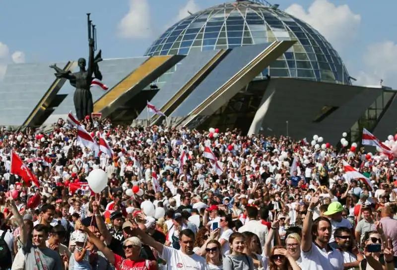 manifestazione di protesta a minsk contro lukashenko 3