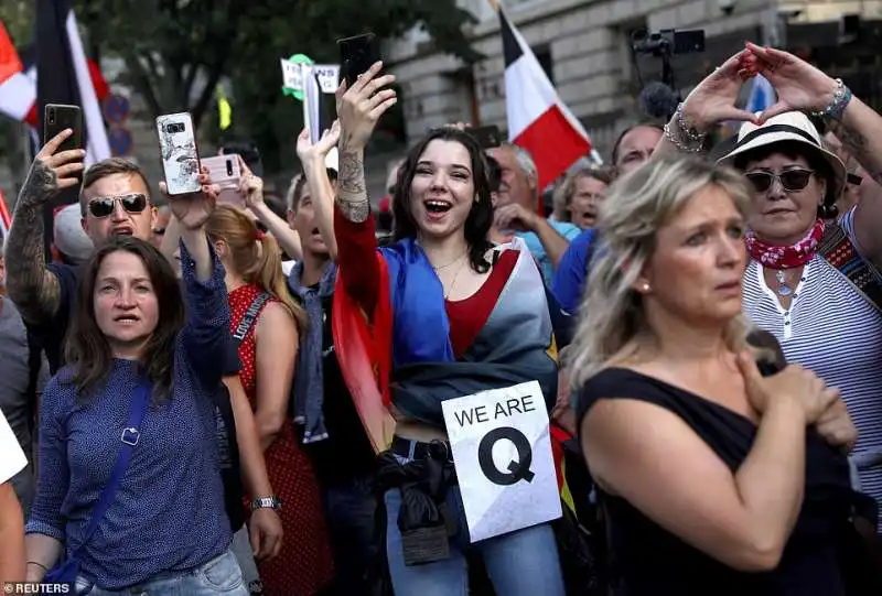 manifestazione negazionisti coronavirus berlino – 29 agosto 2020 3