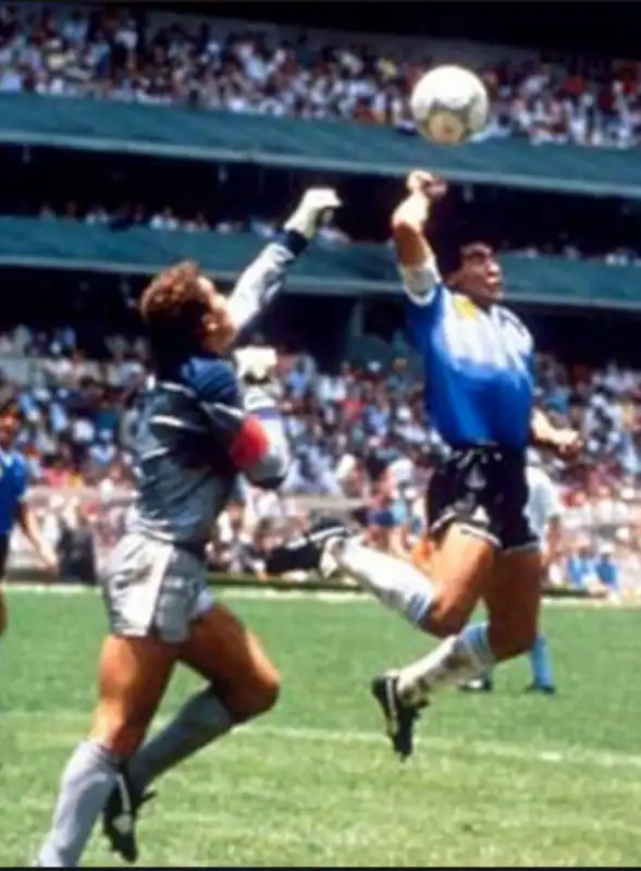 maradona gol all inghilterra