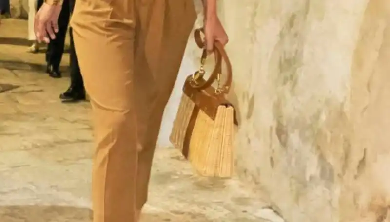 olivia paladino e la polemica sulla borsa hermes 4