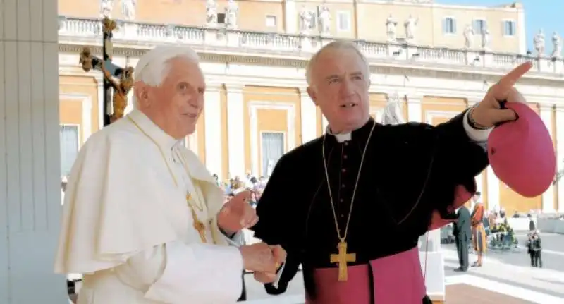 ratzinger e michael j bransfield