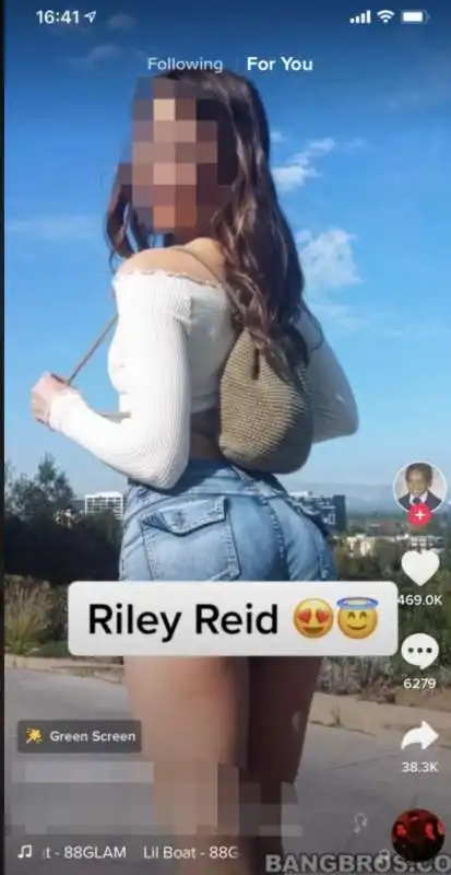 riley reid   tiktok