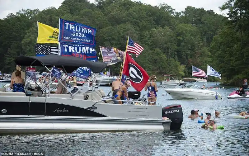 supporter di trump al lago allatoona 3