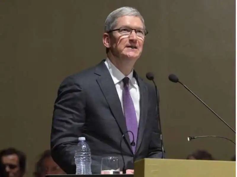 tim cook