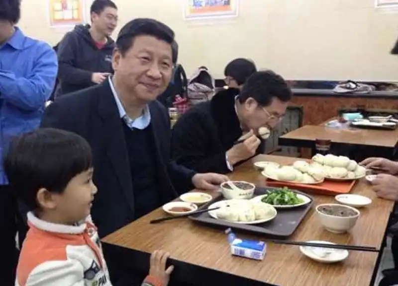 xi jinping mangia