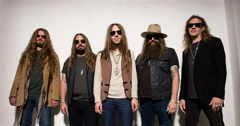 blackberry smoke 2