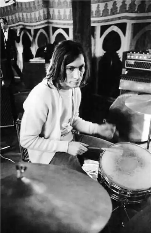 charlie watts  6