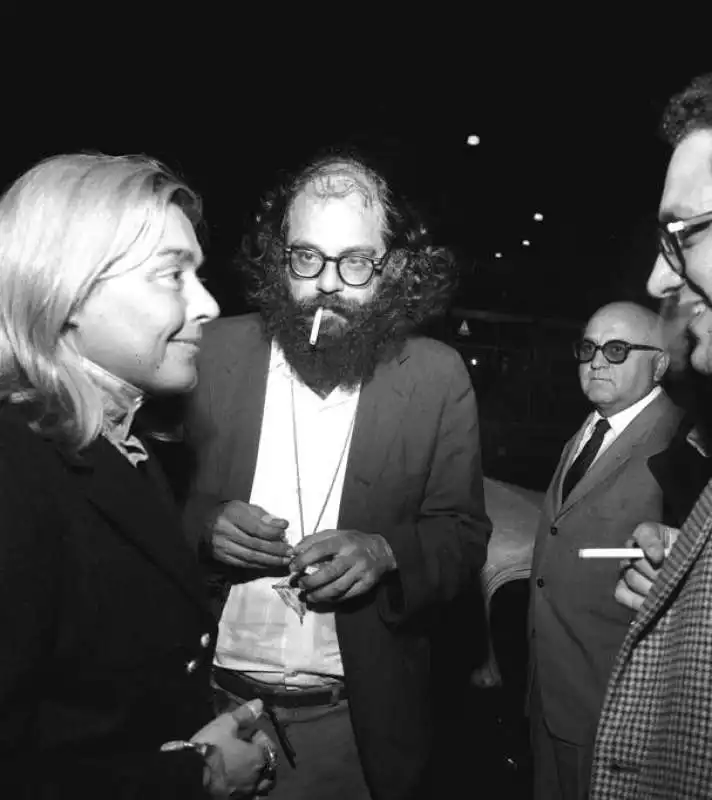 fernanda pivano con allen ginsberg   11 settembre 1967