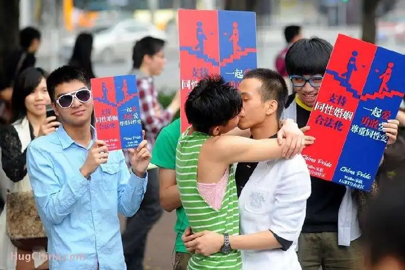 gay in cina 11