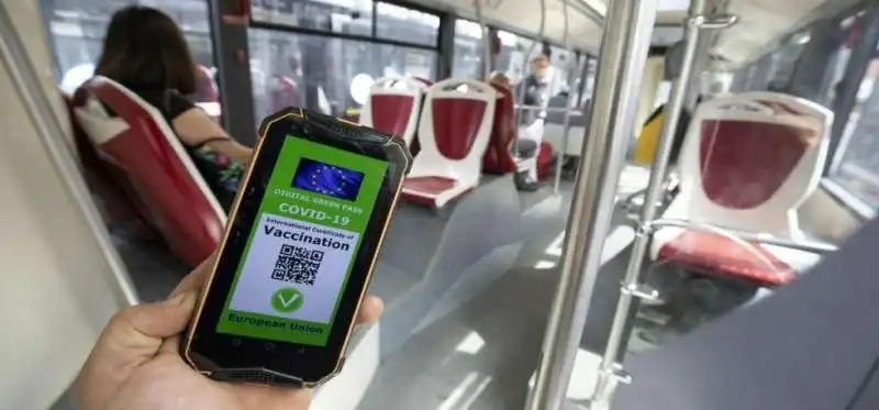 green pass sui trasporti pubblici 5