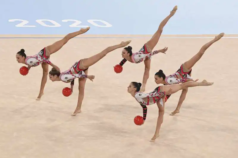 le farfalle della ginnastica ritmica  8