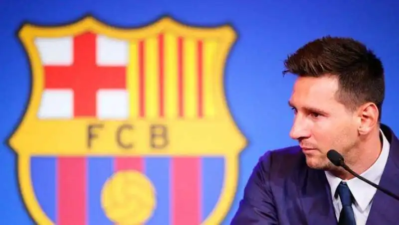 leo messi lascia il barcellona 1