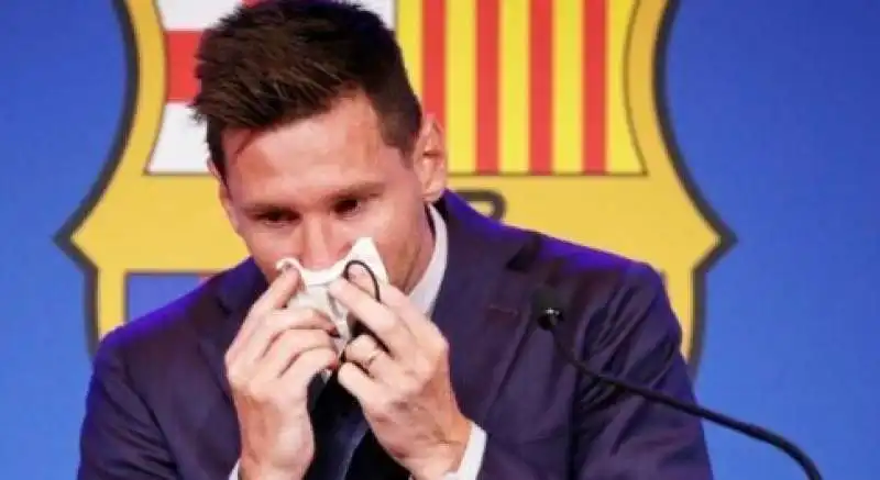 leo messi lascia il barcellona 3