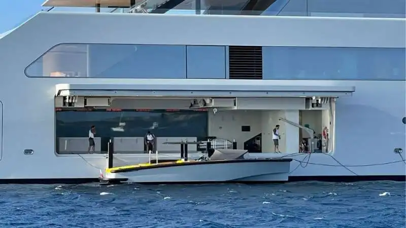 lo yacht di abramovich solaris 1