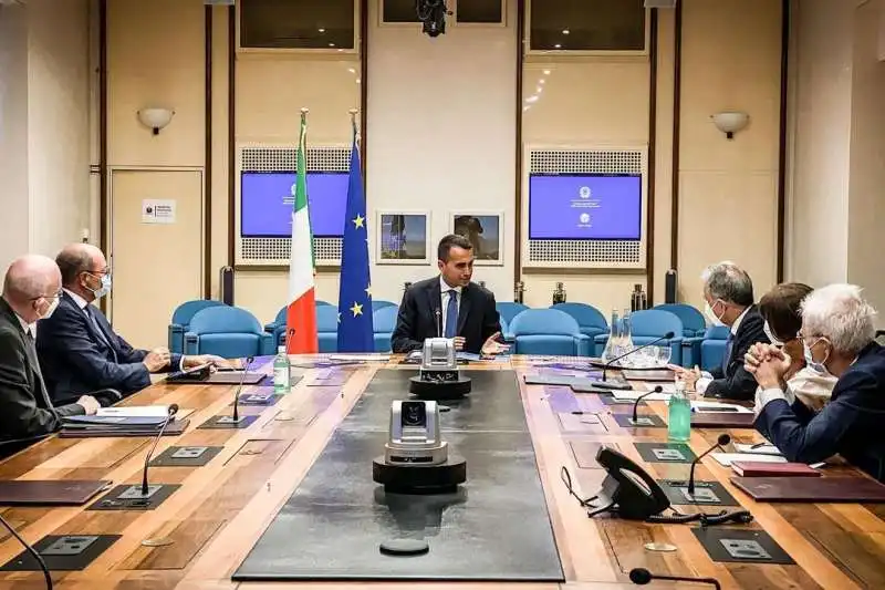 LUIGI DI MAIO ALLA FARNESINA