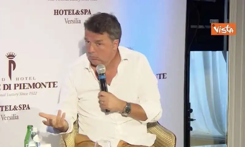 matteo renzi presenta il suo libro a viareggio  3