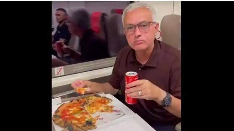 MOURINHO PIZZA